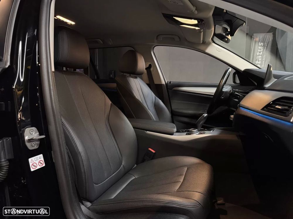 BMW 530 e Aut. Luxury Line — fotografia 30