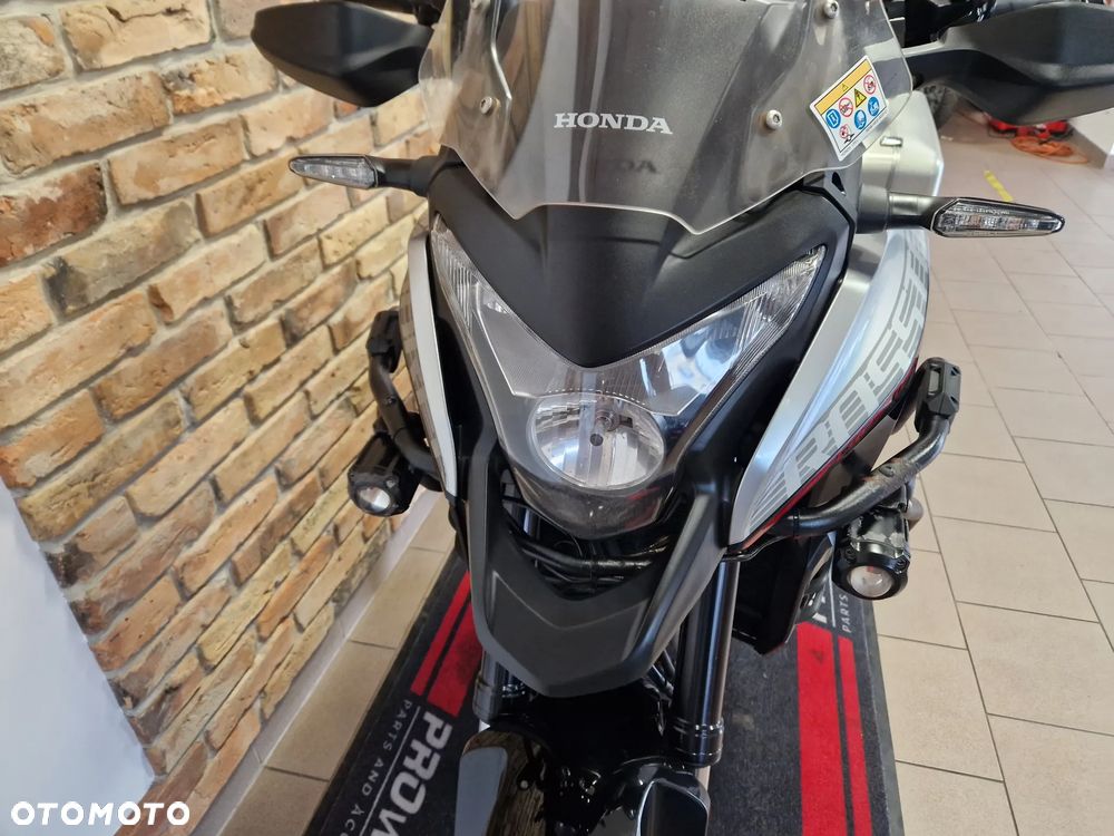Honda VFR - 26