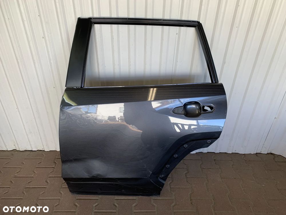 TOYOTA RAV4 V 2019- DRZWI LEWE TYLNE TYŁ - 1