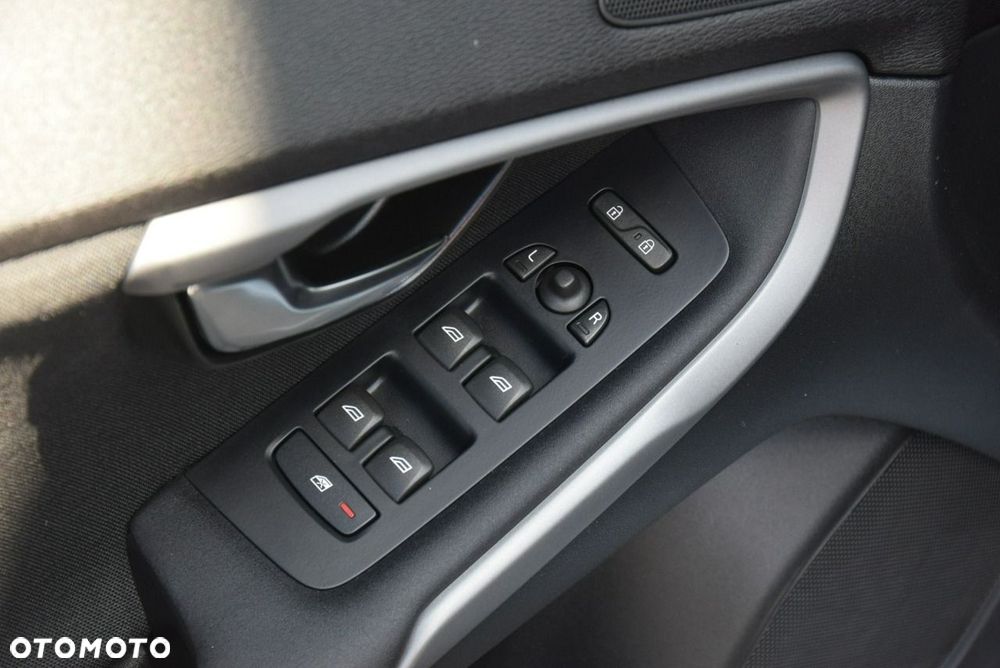 Volvo V40 D2 Drive-E Kinetic - 16