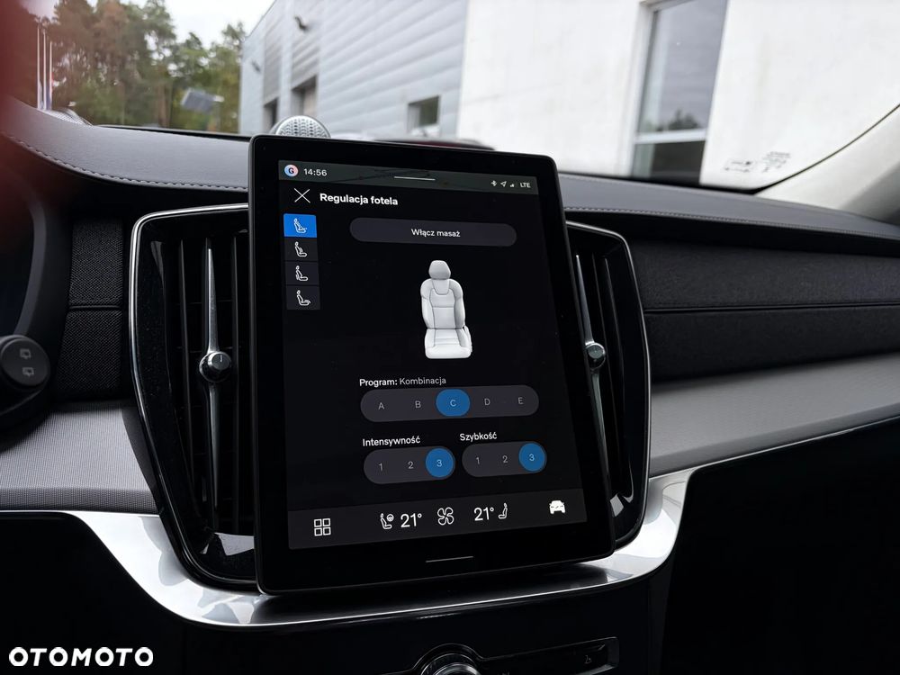 Volvo XC 90 - 20