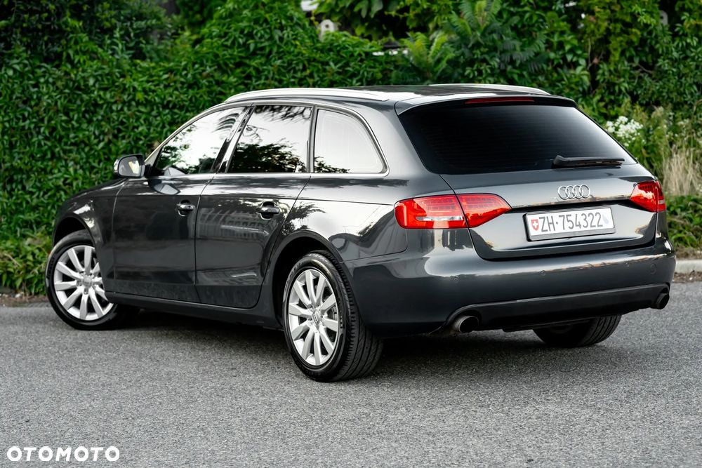 Audi A4 Avant 2.0 TFSI Quattro S tronic - 11