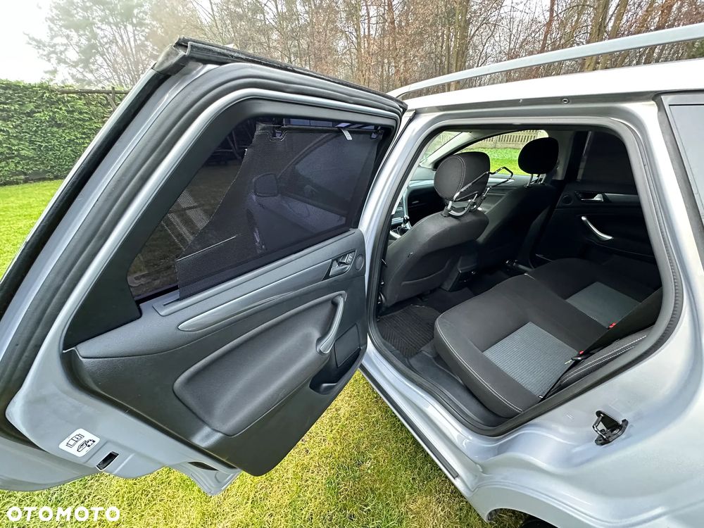 Ford Mondeo 2.0 TDCi Titanium - 16