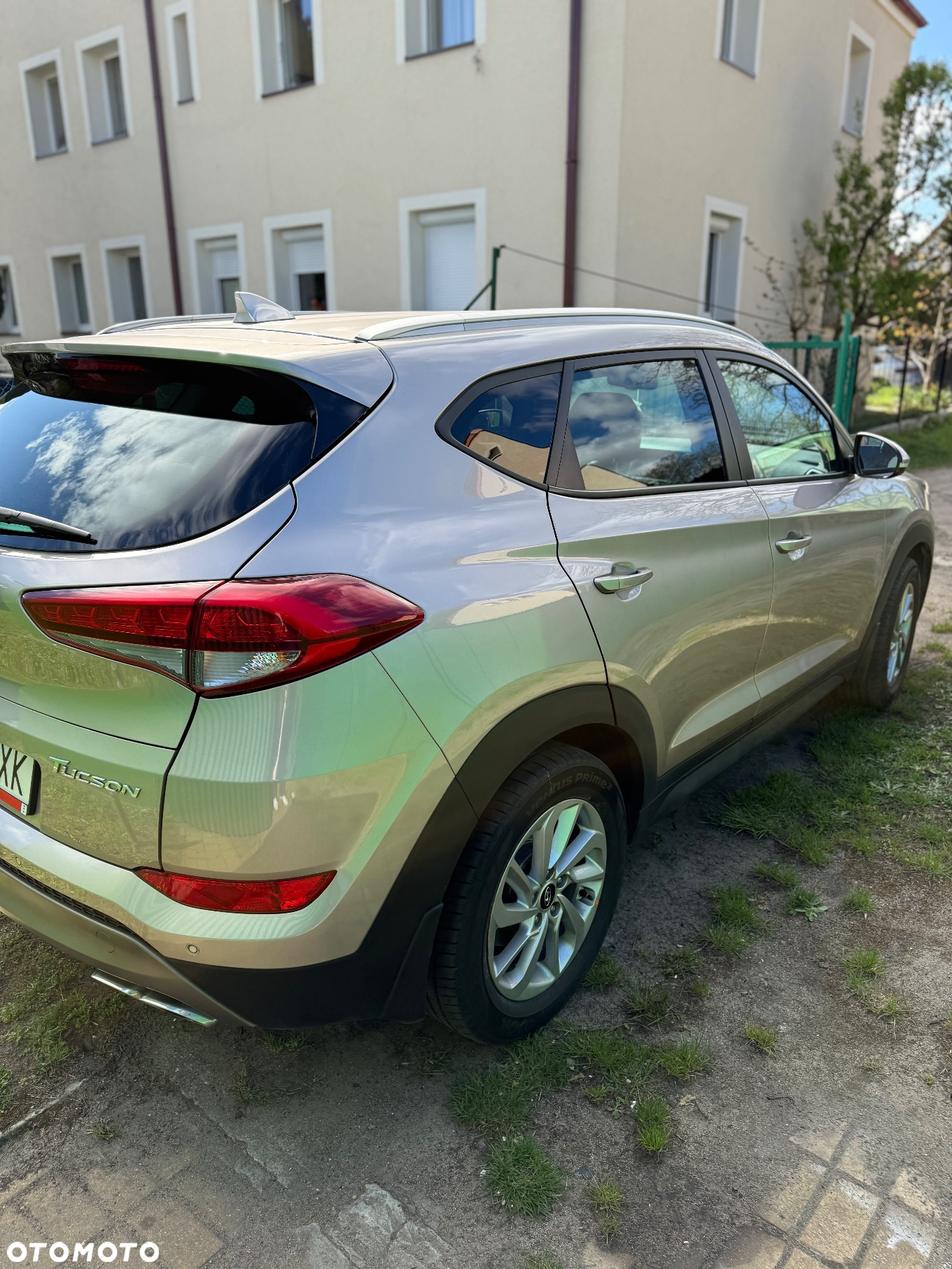 Hyundai Tucson 2.0 CRDI BlueDrive Comfort 2WD - 6