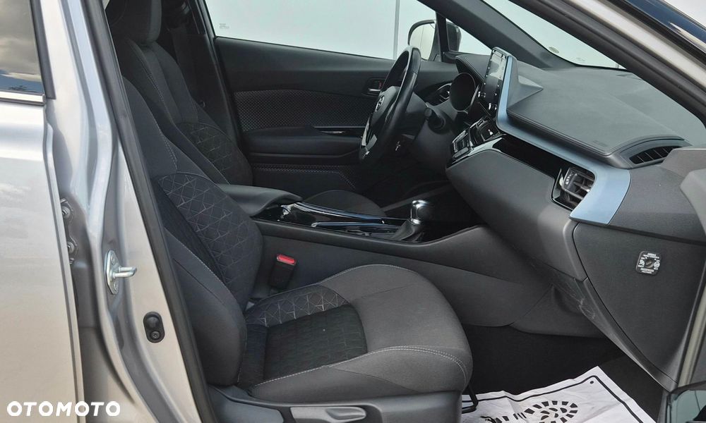 Toyota C-HR - 27