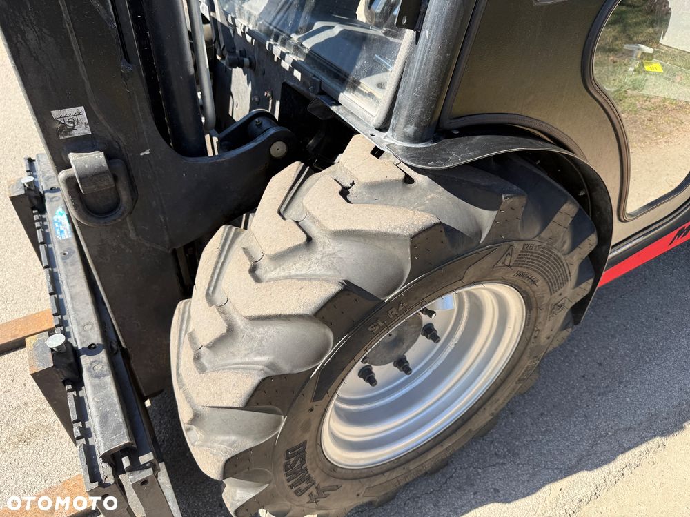 Manitou Terenowy Wózek Widłowy MC25-4 - 17