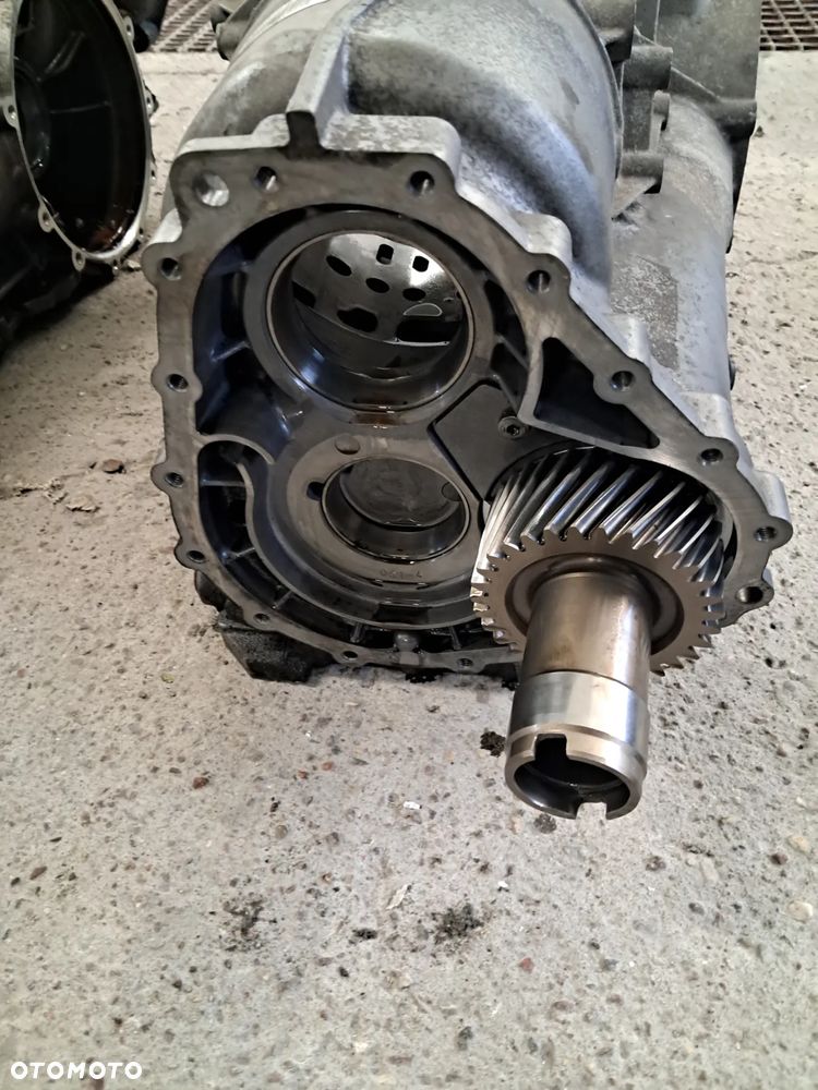 Obudowa Skrzyni Biegów ZF 6HP19 Audi VW 1071401059 1071401065 - 4