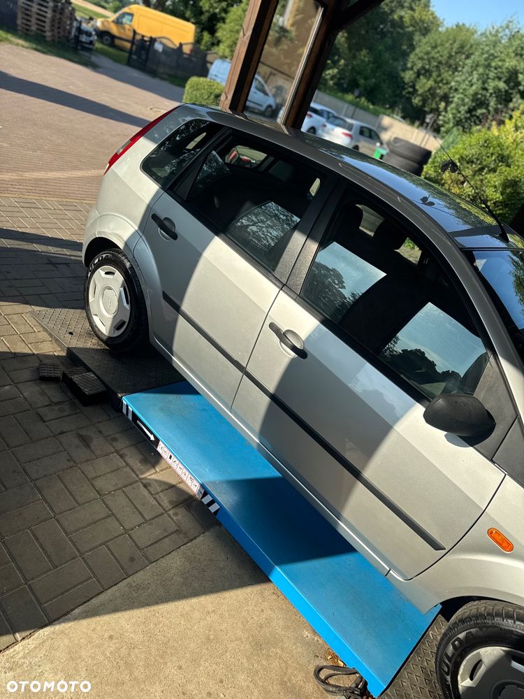 Ford Fiesta 1.4 Viva X - 9