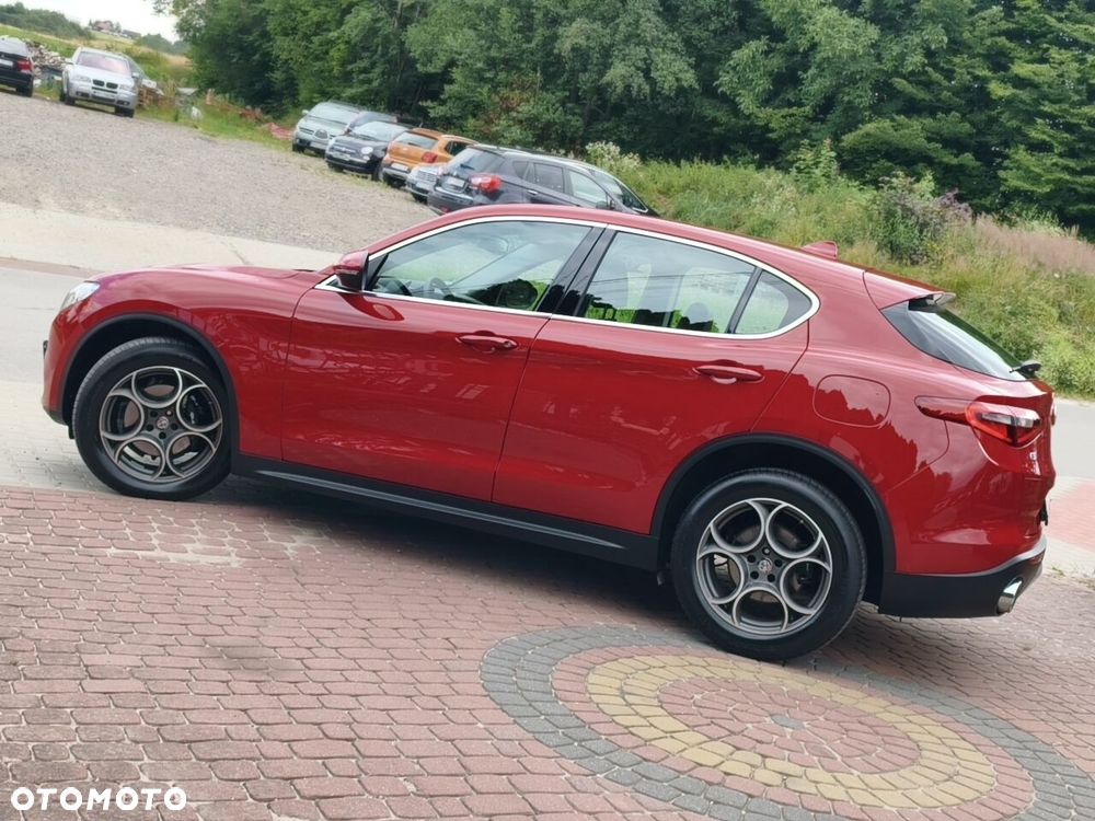 Alfa Romeo Stelvio 2.0 Turbo 16V AT8-Q4 Super - 18