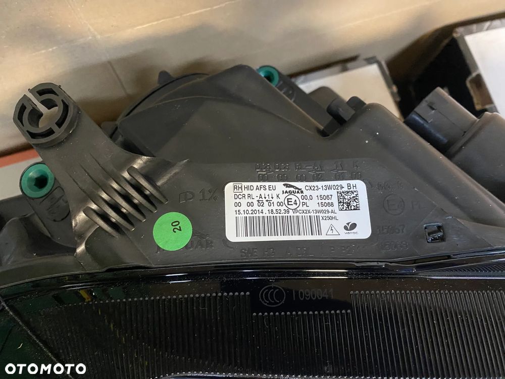 lampa jaguar xf X250 bi xenon skętny led prawa eu cała - 3