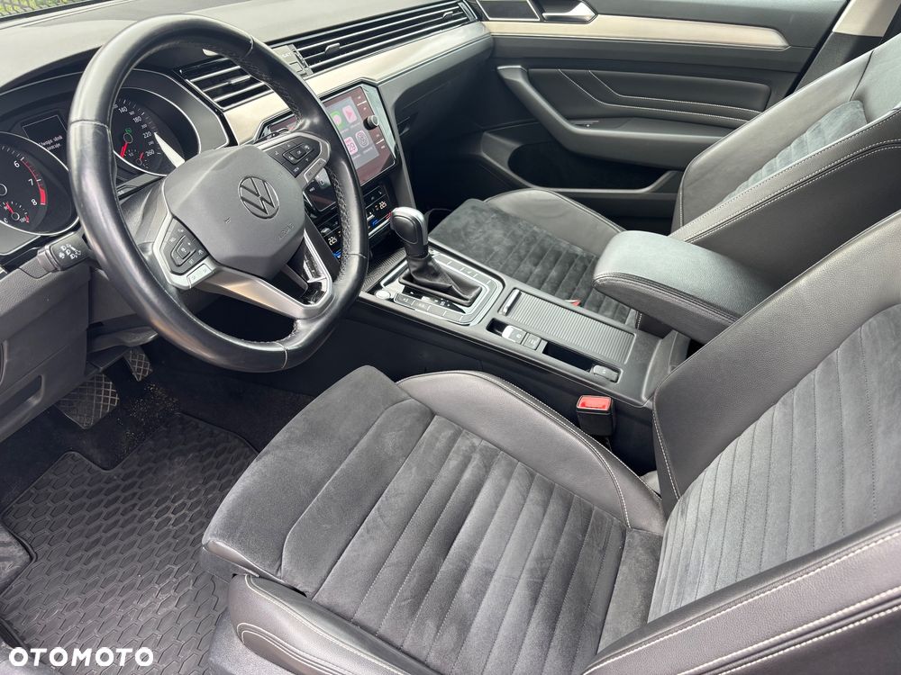 Volkswagen Passat 1.5 TSI EVO Elegance DSG - 23