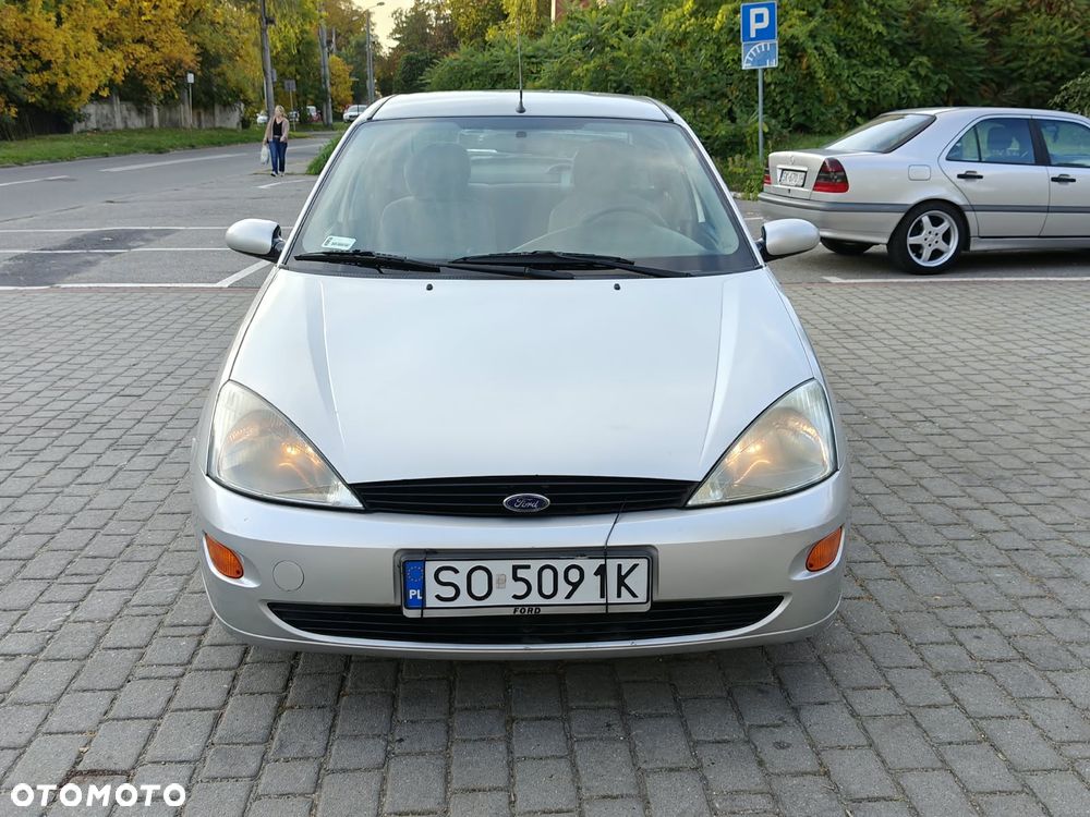 Ford Focus 1.6 Ghia - 30