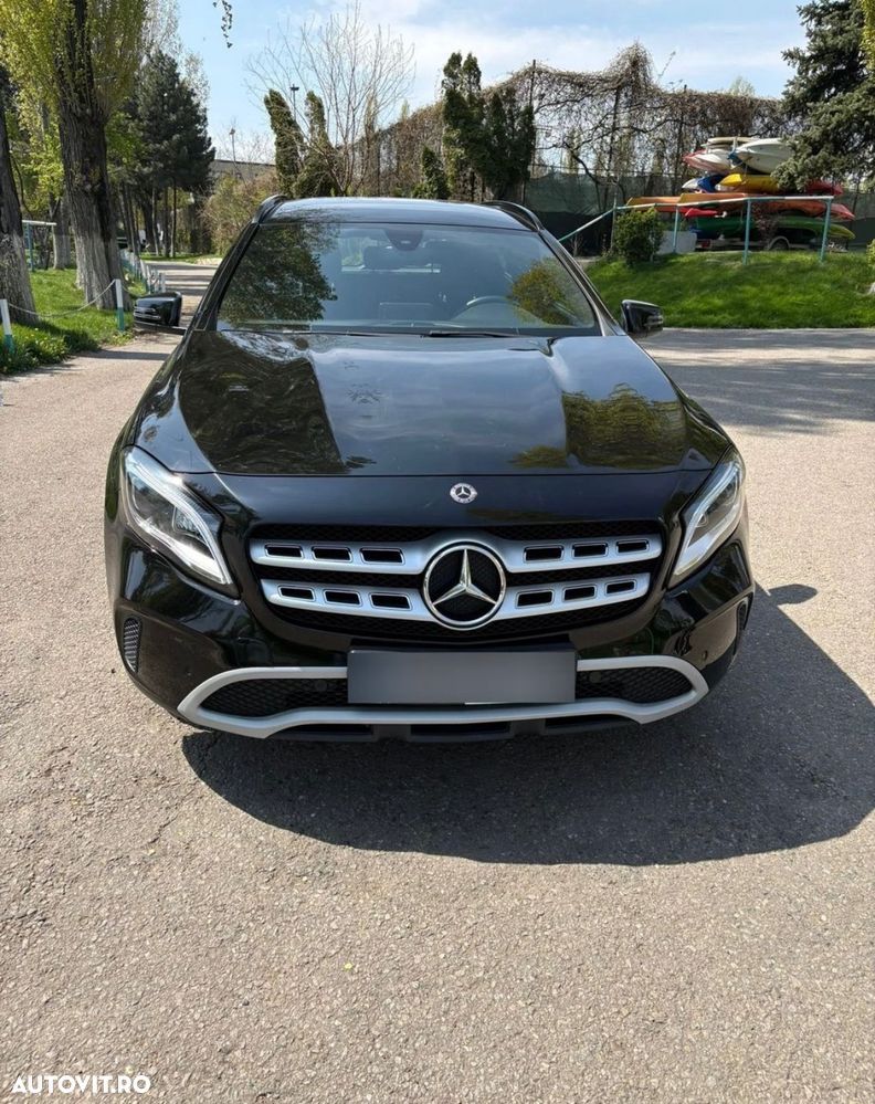 Mercedes-Benz GLA - 1