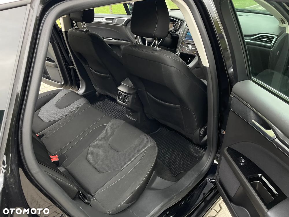 Ford Mondeo 2.0 EcoBlue Titanium - 12