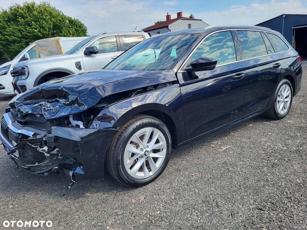 Skoda Octavia 1.5 TSI mHEV DSG Selection - 2