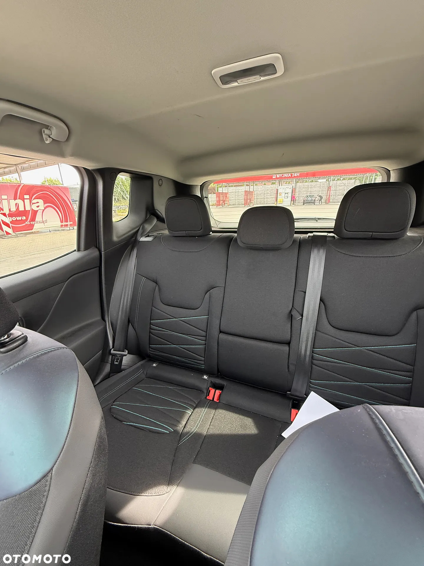 Jeep Renegade 1.5 T4 mHEV Upland FWD S&S DCT - 12