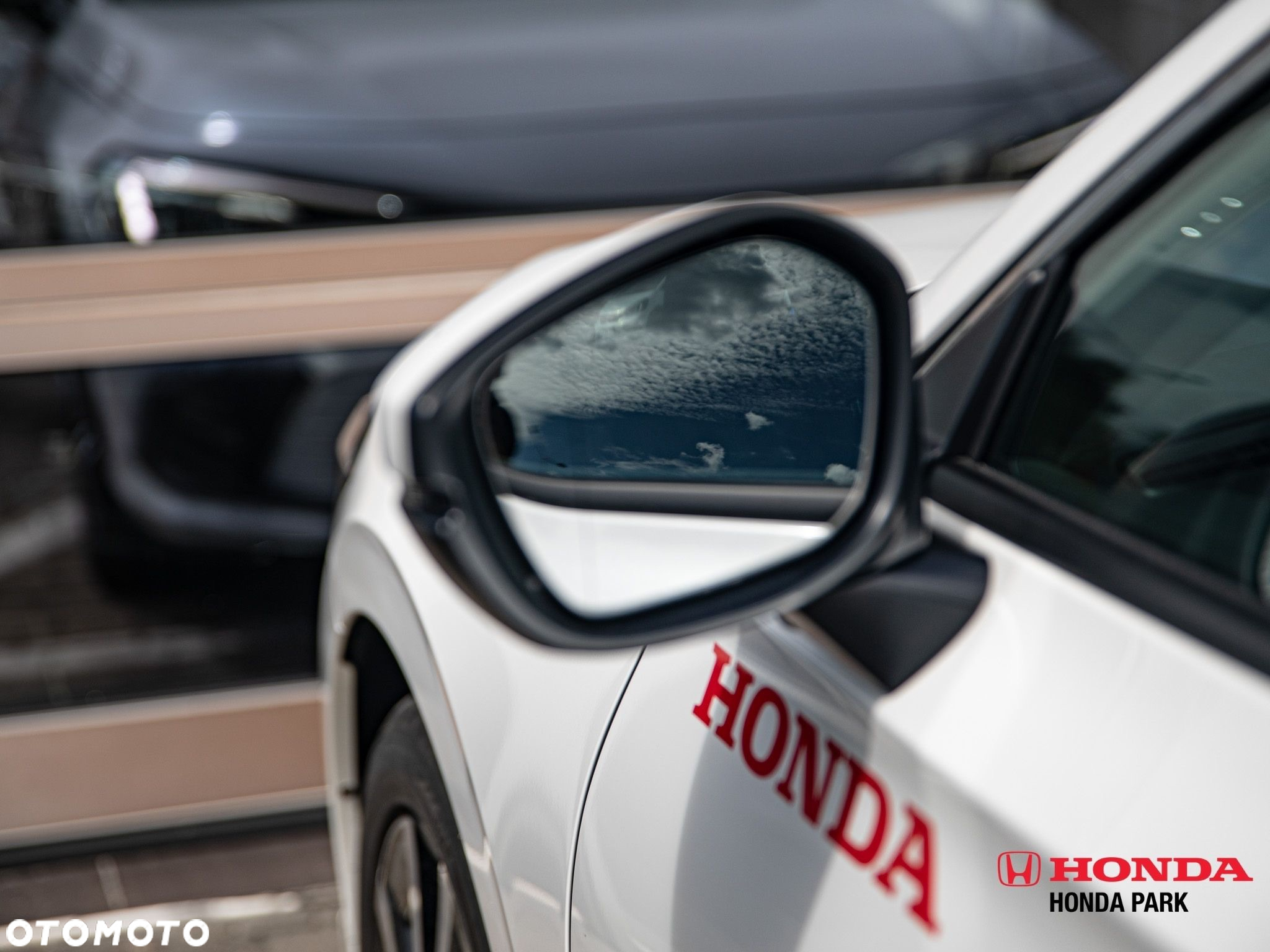Honda Civic 2.0 i-MMD Elegance CVT - 14