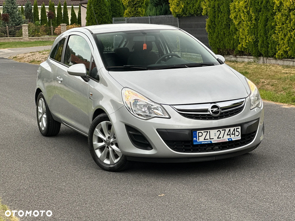 Opel Corsa 1.4 16V Active