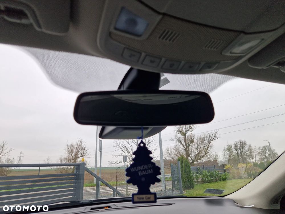 Ford Mondeo 2.0 TDCi Titanium - 16