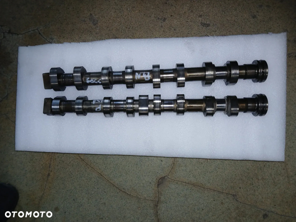 Wałki rozrządu BMW E81 E87 E90 E91 E92 E93 2l.b N43 756336403C  756723803C
