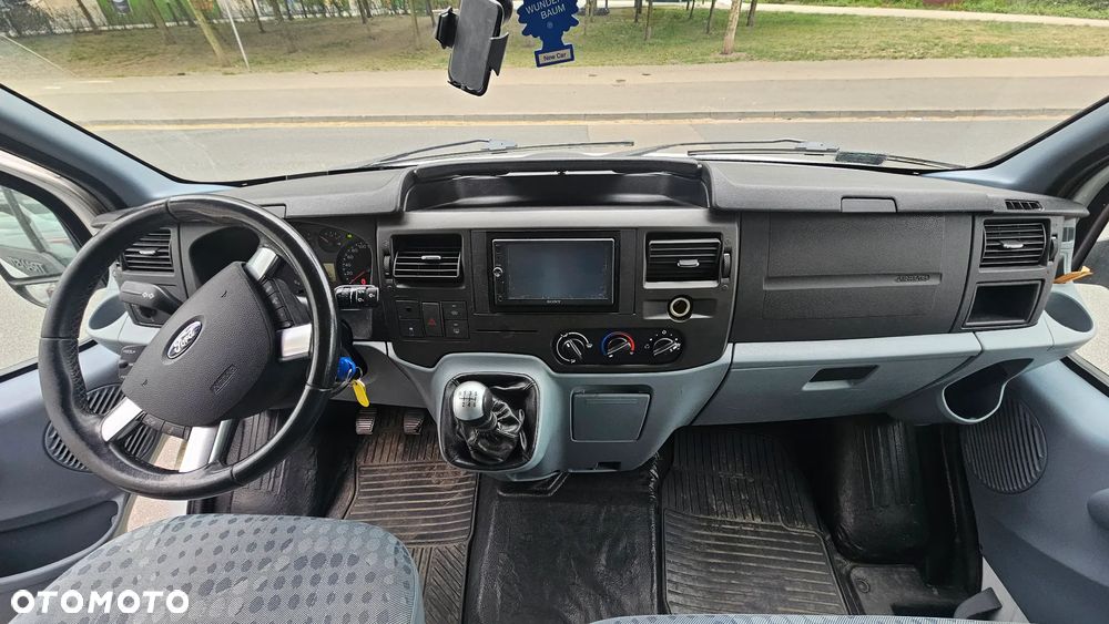 Ford Transit - 7