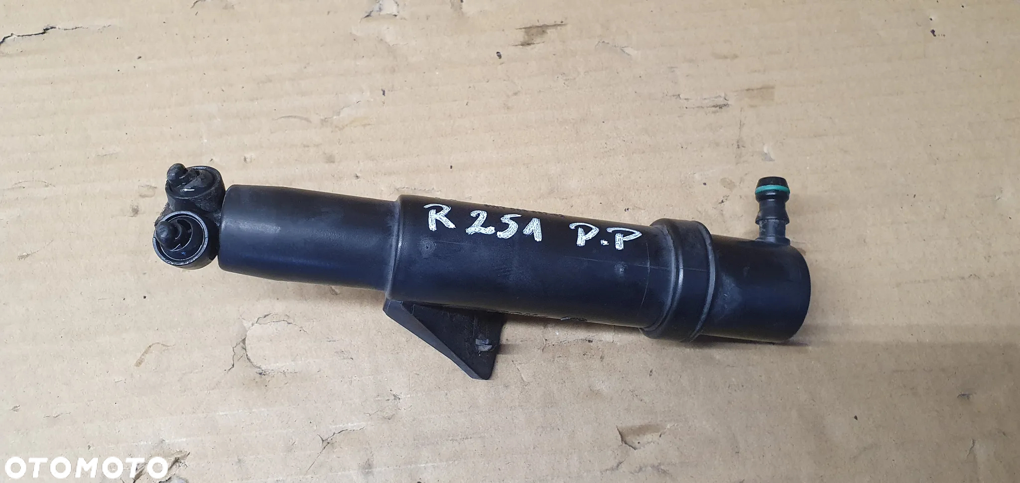 Spryskiwacz lampy Xenon prawy przód Mercedes R-Klasa W251 2518600647 - 2