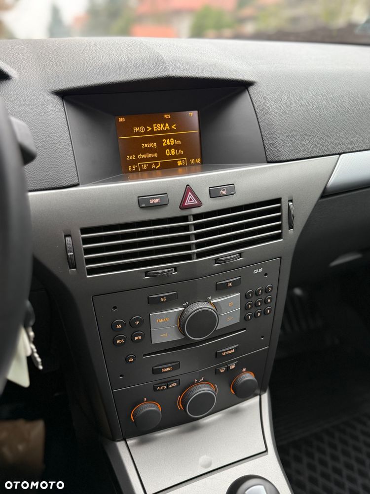 Opel Astra 1.6 Enjoy Easytronic - 23