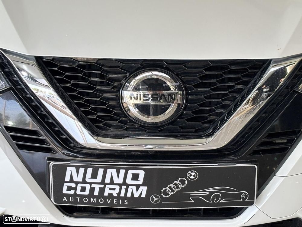 Nissan Qashqai 1.5 dCi N-Connecta 18 - 6