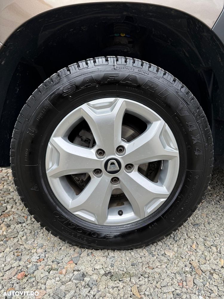 Dacia Duster 1.6 SCe Prestige jante 16" - 14