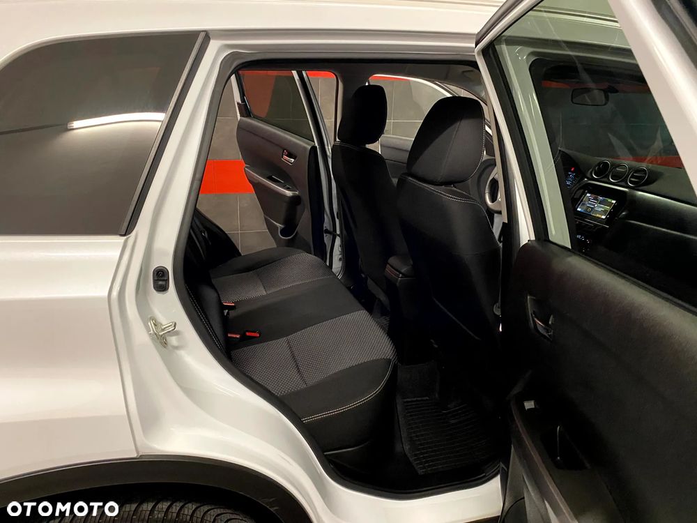 Suzuki Vitara 1.4 Boosterjet Elegance 2WD - 21