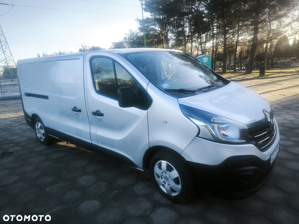 Renault TRAFIC - 1