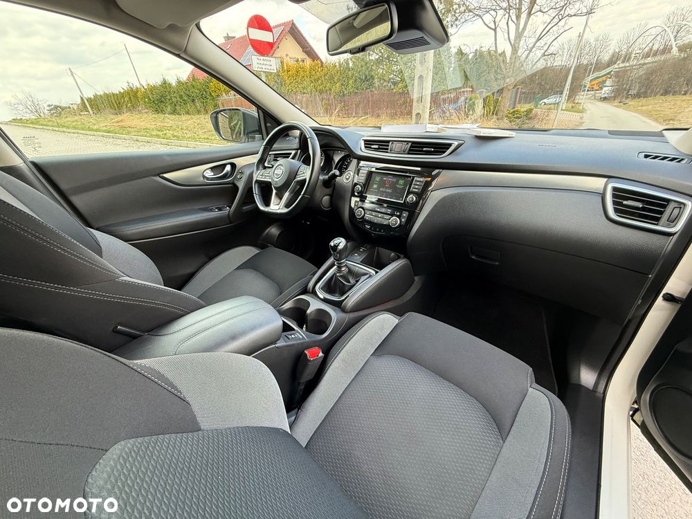 Nissan Qashqai 1.3 DIG-T Tekna - 16