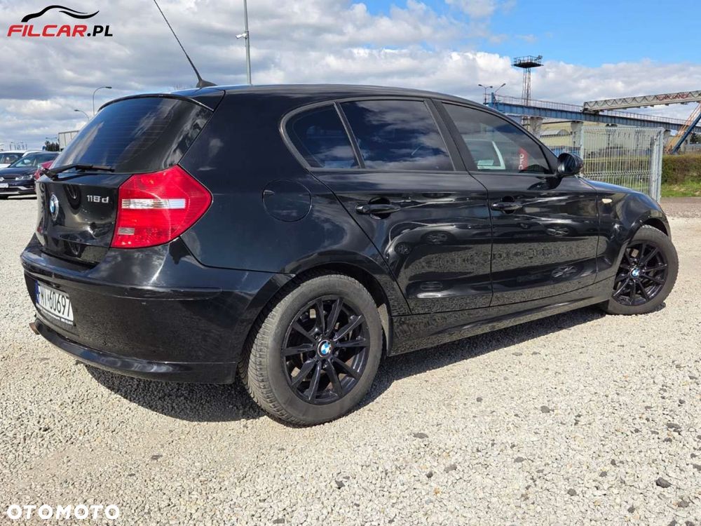 BMW Seria 1 - 16