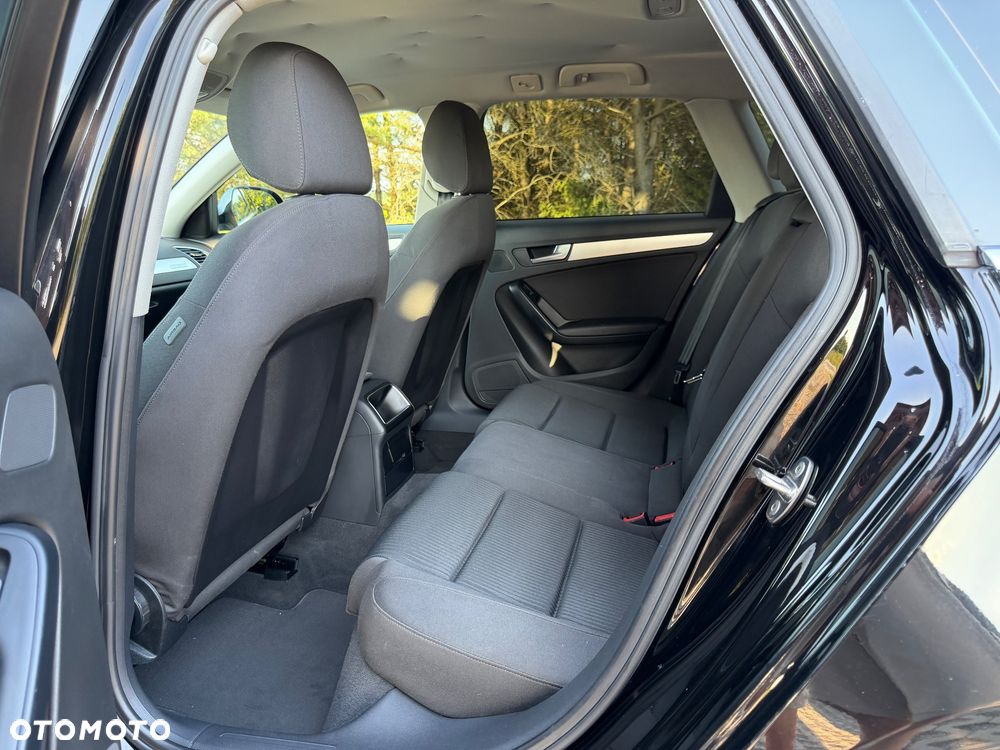 Audi A4 Avant 3.0 TDI DPF clean diesel quattro tiptron Attraction - 10