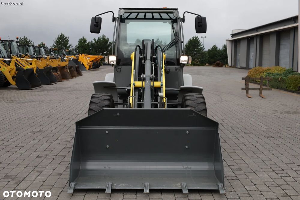 Kramer 5075 | Wacker Neuson 353 - 18