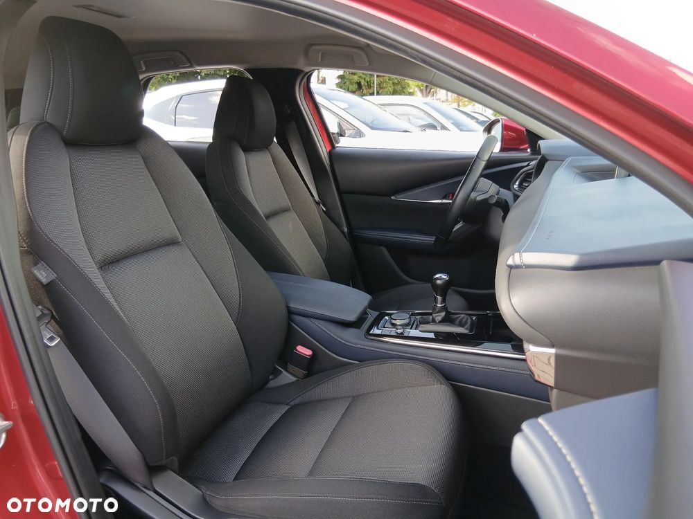 Mazda CX-30 2.0 mHEV Hikari 2WD - 21