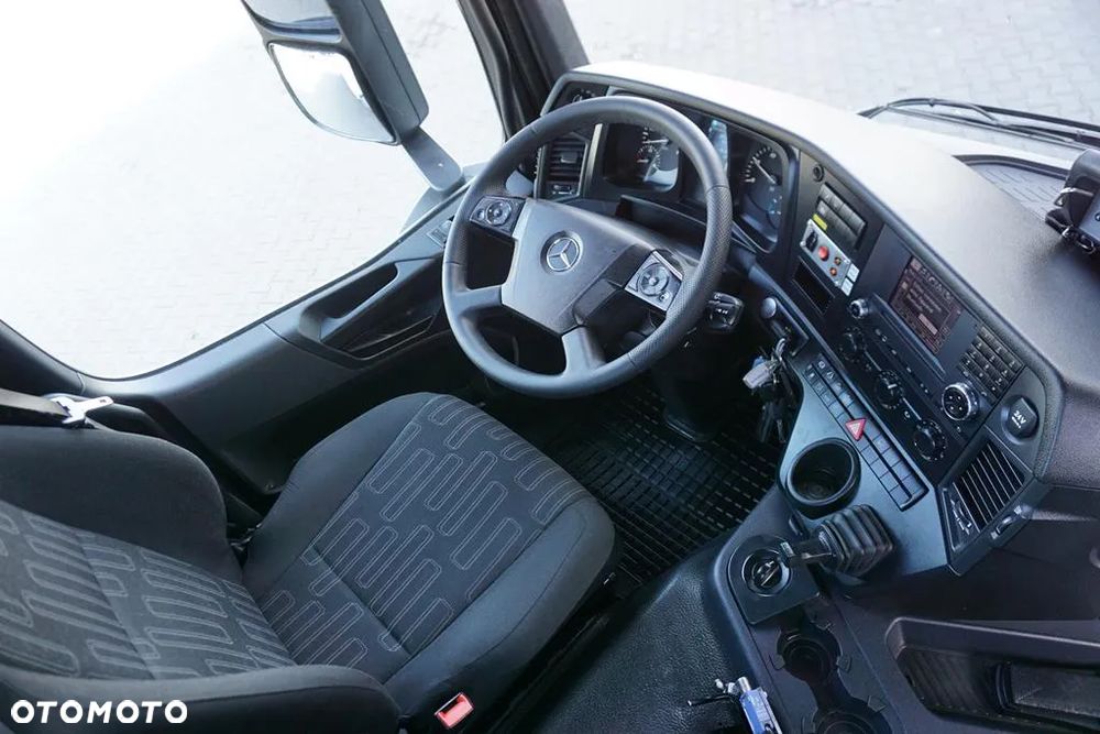 Mercedes-Benz AROCS / 2643 / 6 X 4 / SKRZYNIOWY + HDS / HIAB 228 E – 4 / WYS. 13 M - 13
