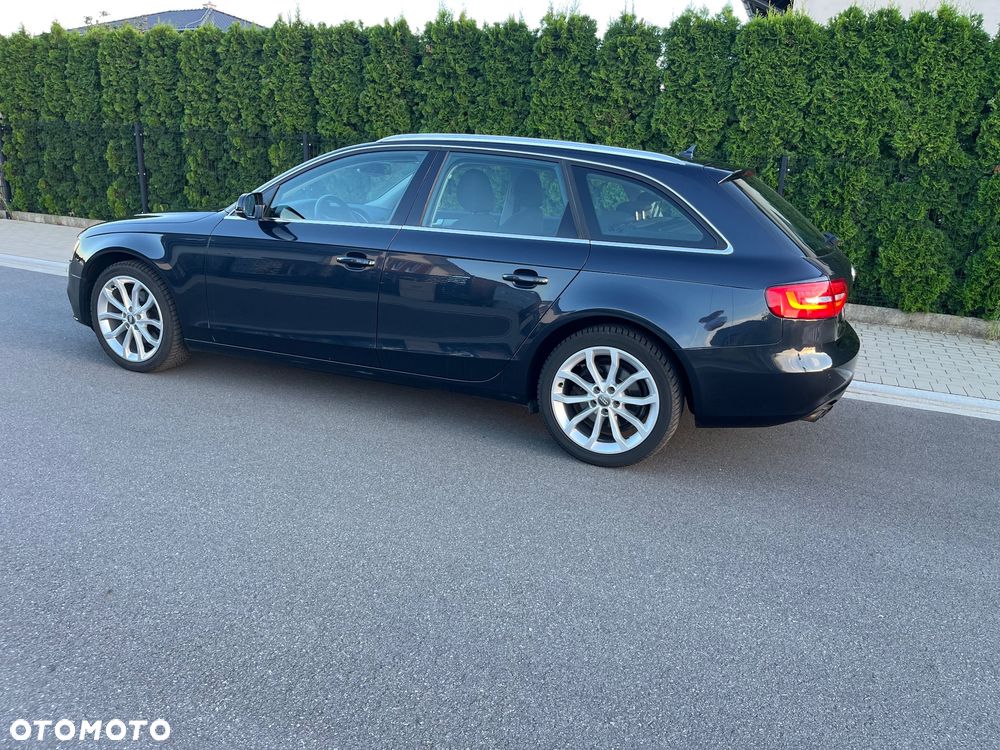 Audi A4 Avant 2.0 TDI DPF clean diesel multitronic Ambiente - 8