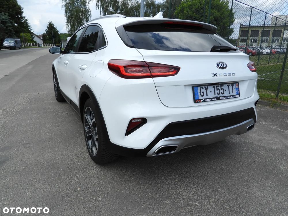 Kia XCeed - 26
