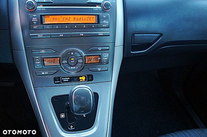 Toyota Auris 1.6 VVT-i Multimode Sol - 22
