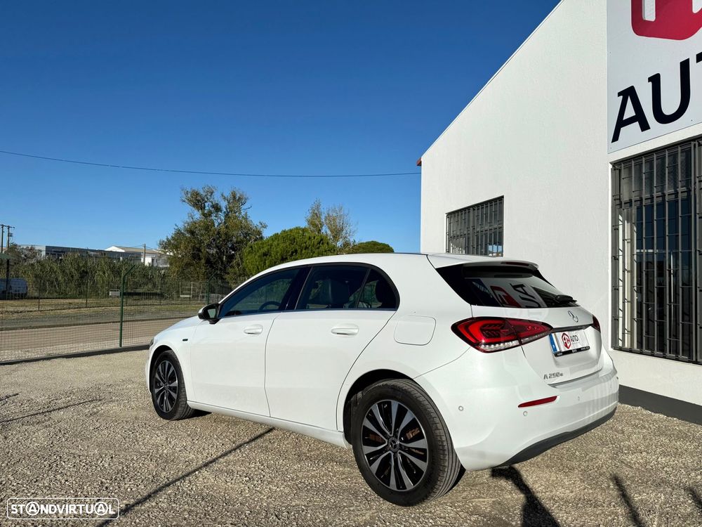 Mercedes-Benz A 250 e Style Plus - 7