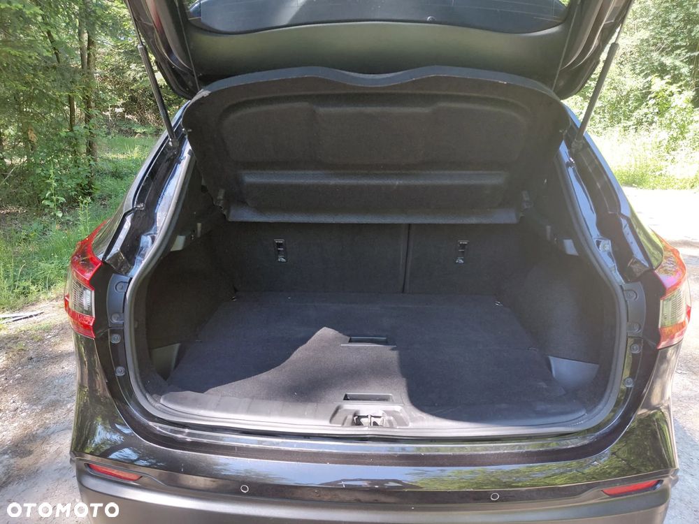 Nissan Qashqai 1.3 DIG-T N-WAY - 9