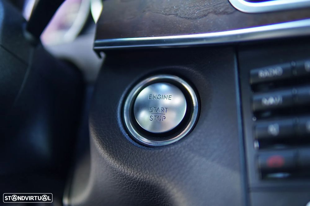 Mercedes-Benz E 300 Bluetec Hybrid Avantgarde - 44