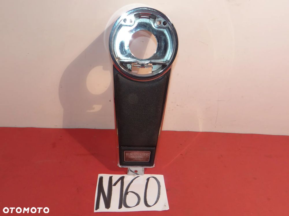 HARLEY ELECTRA GLIDE TURING KONSOLA ZBIORNIKA PALIWA 61270-98A PASUJE DO 1998r.-2007r. N160