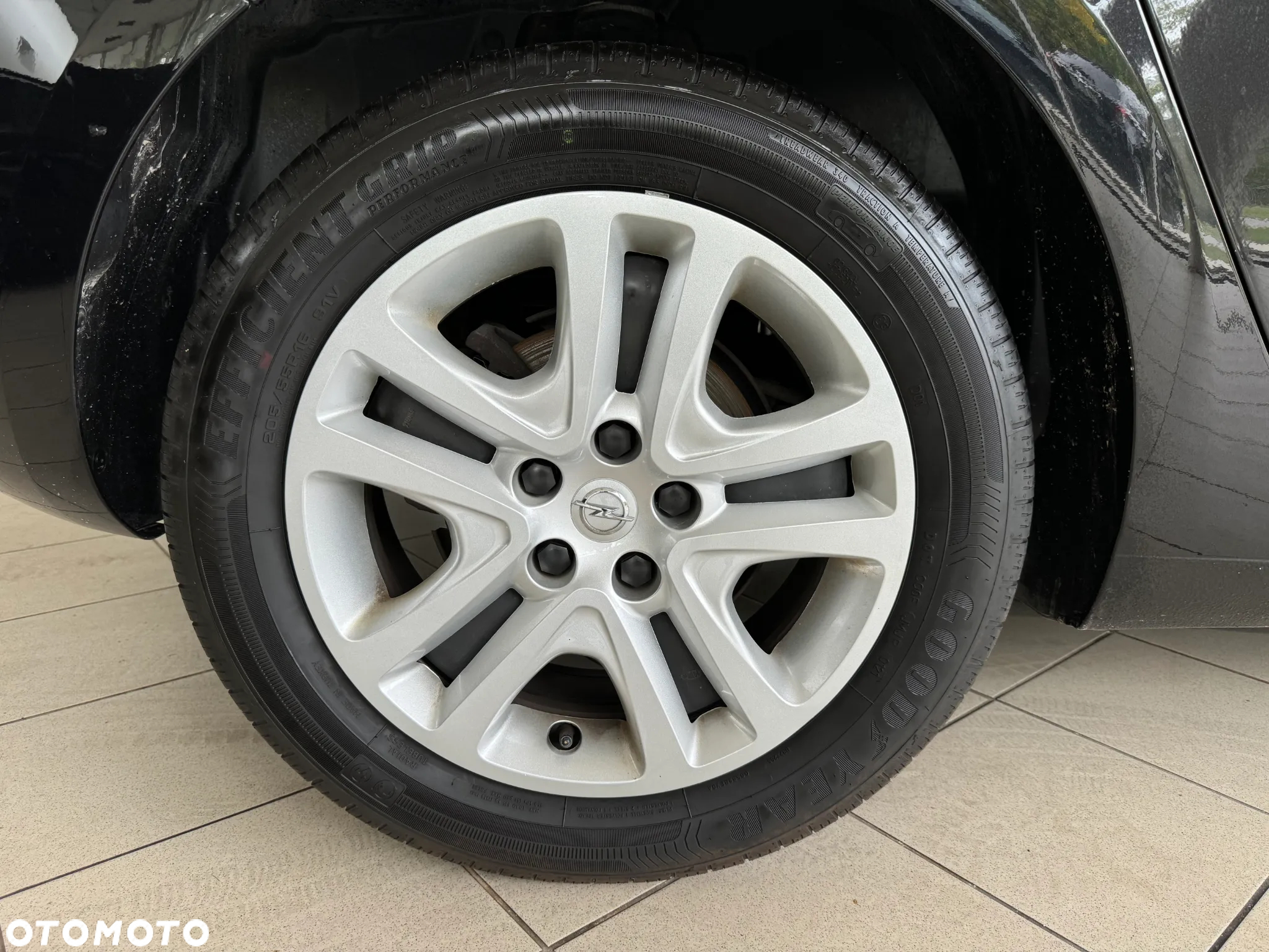 Opel Astra V 1.2 T Edition S&S - 21