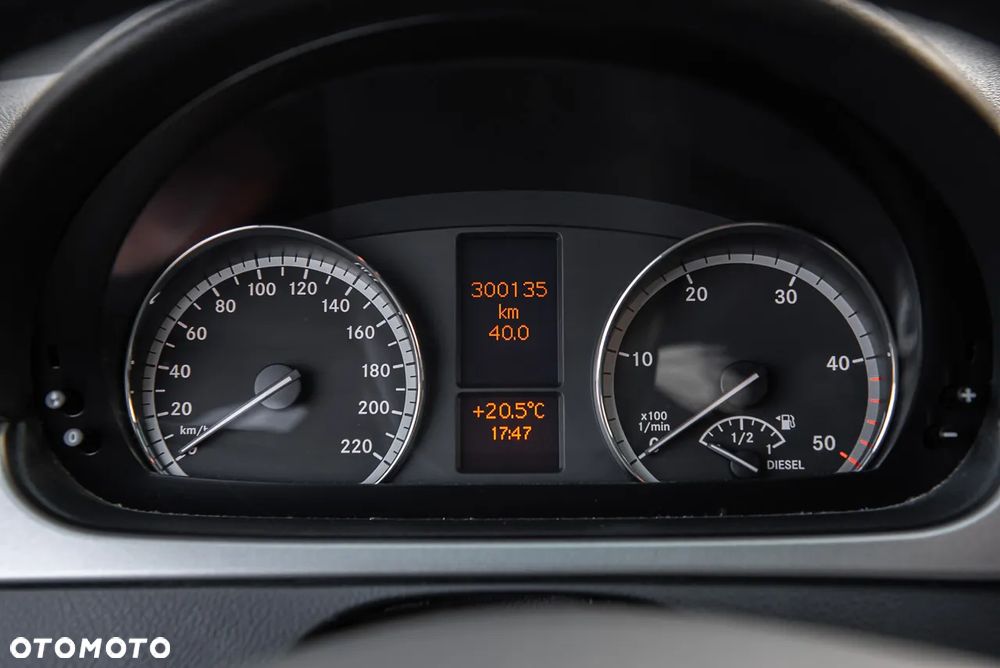 Mercedes-Benz Viano 2.0 CDI DPF kompakt Ambiente - 14