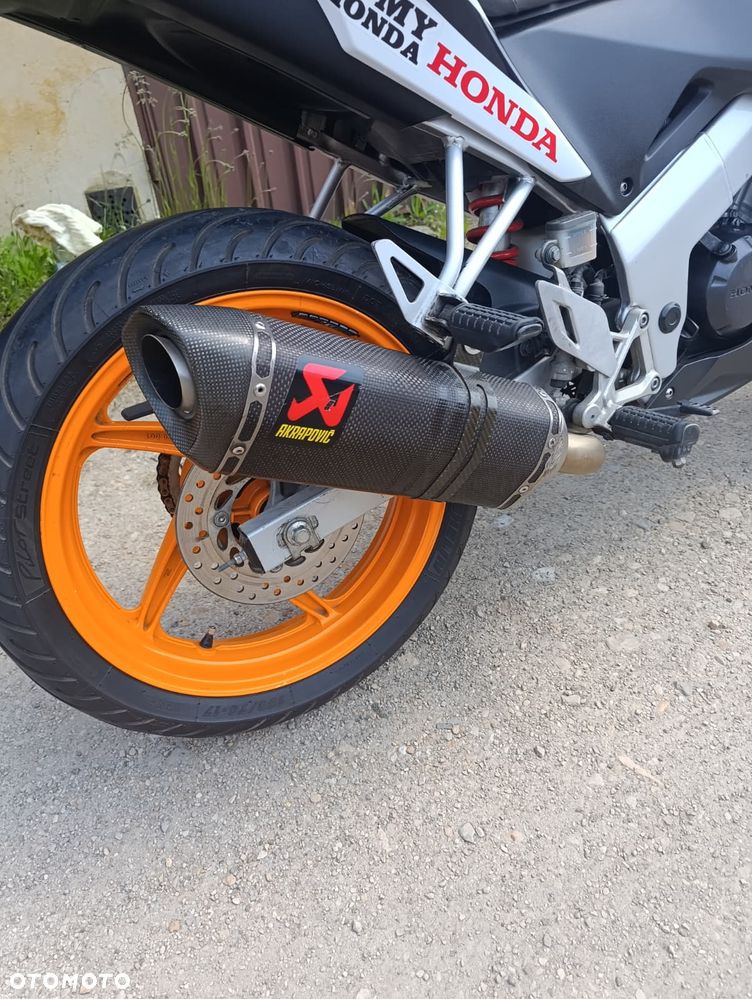 Honda CBR - 6