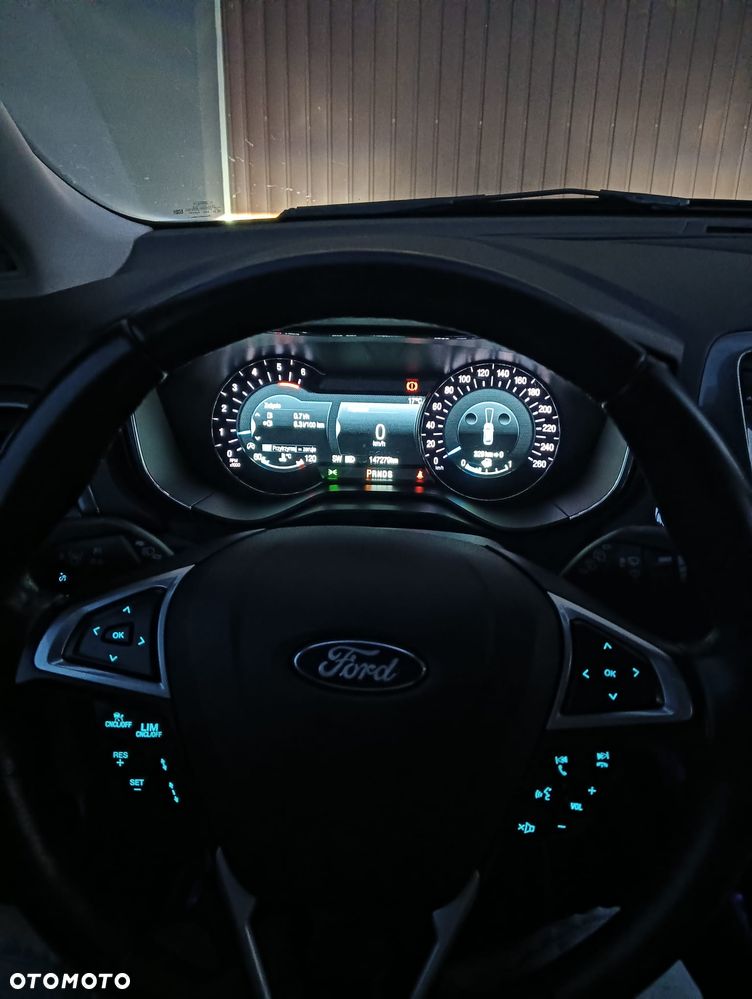 Ford Mondeo - 10