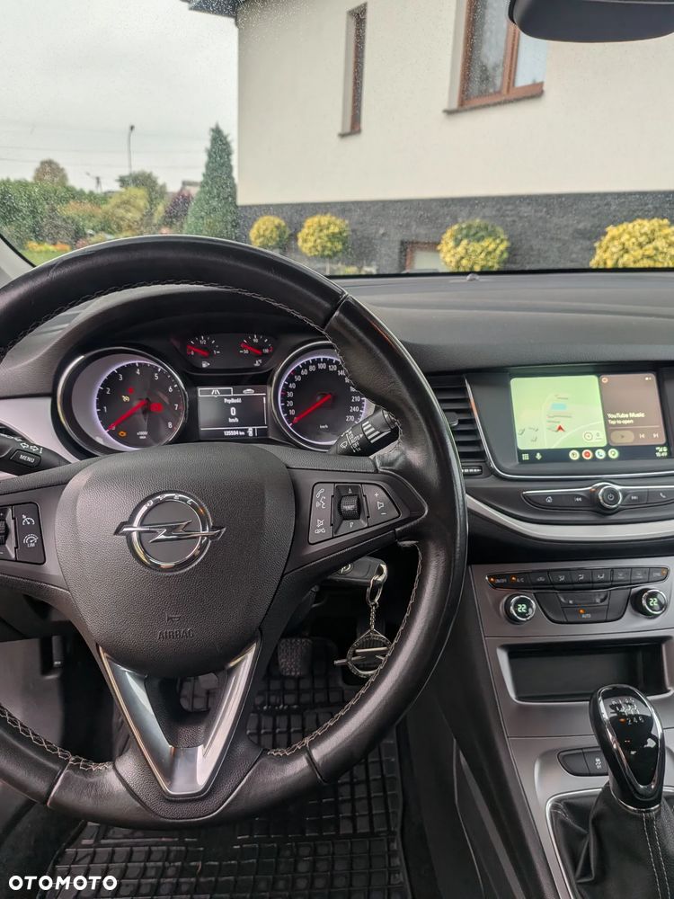 Opel Astra 1.4 T Enjoy - 11
