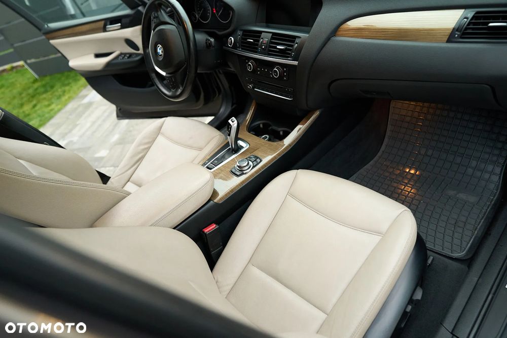BMW X3 xDrive35i - 36